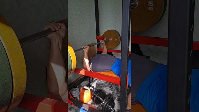 Жим штанги уз.хв.+ жим гантелей на скамье смотреть онлайн