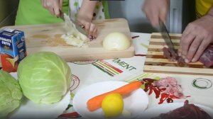 Тушеная капуста с мясом.