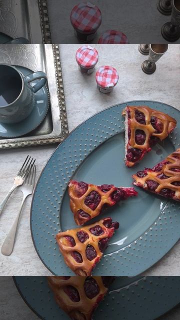 Большое блюдо из фарфора Dots