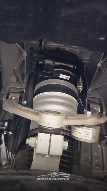 Как устроена двойная пневмоподвеска Li L9? #lixiang #electriccar смотреть онлайн