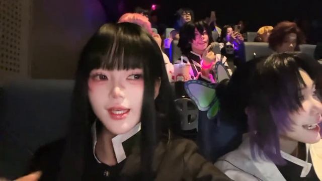 крд КОСПЛЕИ смотреть онлайн