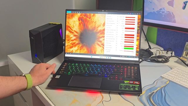 Обзор Maibenben X16e с водяным блоком охлаждения смотреть онлайн