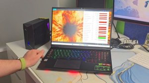 Обзор Maibenben X16e с водяным блоком охлаждения