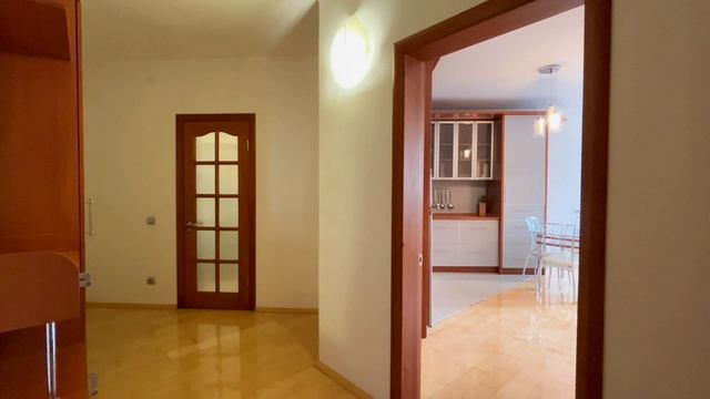 Продаётся квартира в г.Екатеринбург, ул. Радищева, 33 смотреть онлайн