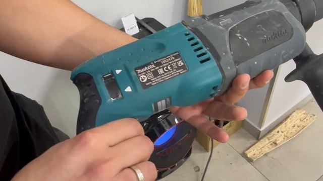 Перфоратор Makita 2470 смотреть онлайн
