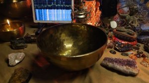 сравнение чаш 90 гц Соль.  5 металлов, 7 металлов, 8 мета