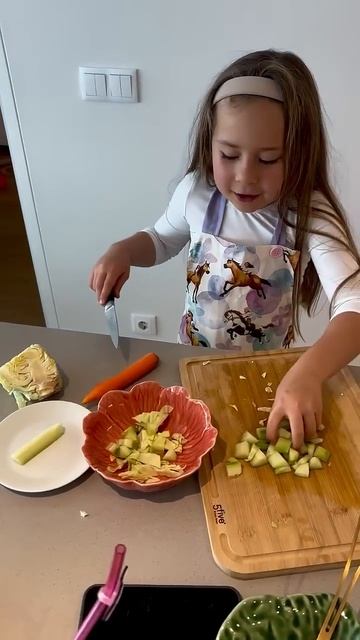 Усиленная тяга к сладкому ??? Всё просто это лютеиновая фаза!