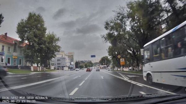 Видеорегистратор DUDUAUTO 2K ADAS DVR