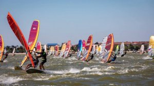 Motor Flipsky 70165 на sup. Прогулка по лиману, попали на чемпионат России по парусному спорту.