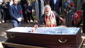 13 августа В последний путь проводили народного артиста России Ивана Краско КОМАРОВСКОЕ КЛАДБИЩЕ