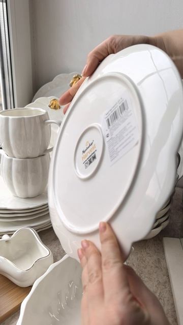 Тарелка обеденная в форме Тыквы