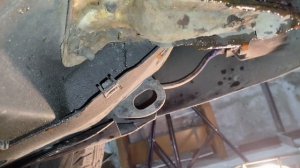 Замена радиатора охлаждения Рено Сценик.