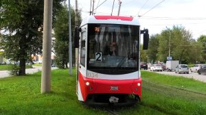 Трамвай Екатеринбурга УТМ 71-407-01 борт. №034 маршрут 2 следует по проспекту Космонавтов