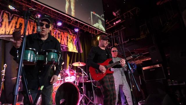 Крючочек. ВИА "Станок" смотреть онлайн