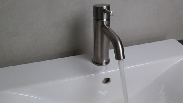 Смеситель для раковины AQUAelite, коллекция KINO, материал шлифованная нержавеющая сталь, RU720