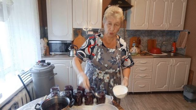 Мариную свёклу, прогулялись по огороду. смотреть онлайн
