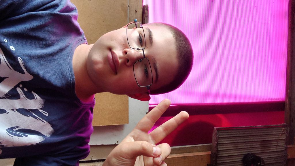 первая трансляция поболтаем