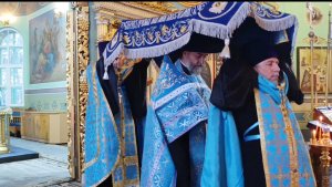 Вынос Плащаницы Пресвятой Богородицы