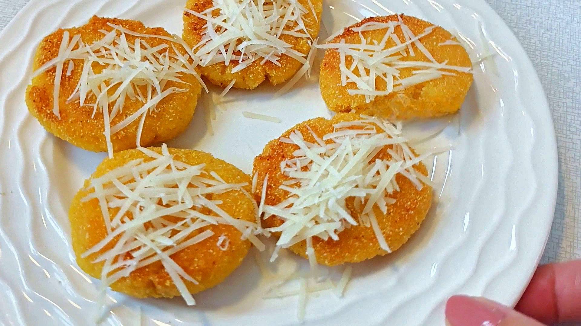 Мчади Кукурузная лепёшка. Очаровательные Грузинские лепешки вместо хлеба смотреть онлайн