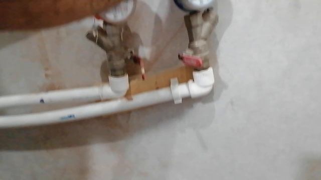 и зачем он вообще туда полез,работник универсал. смотреть онлайн