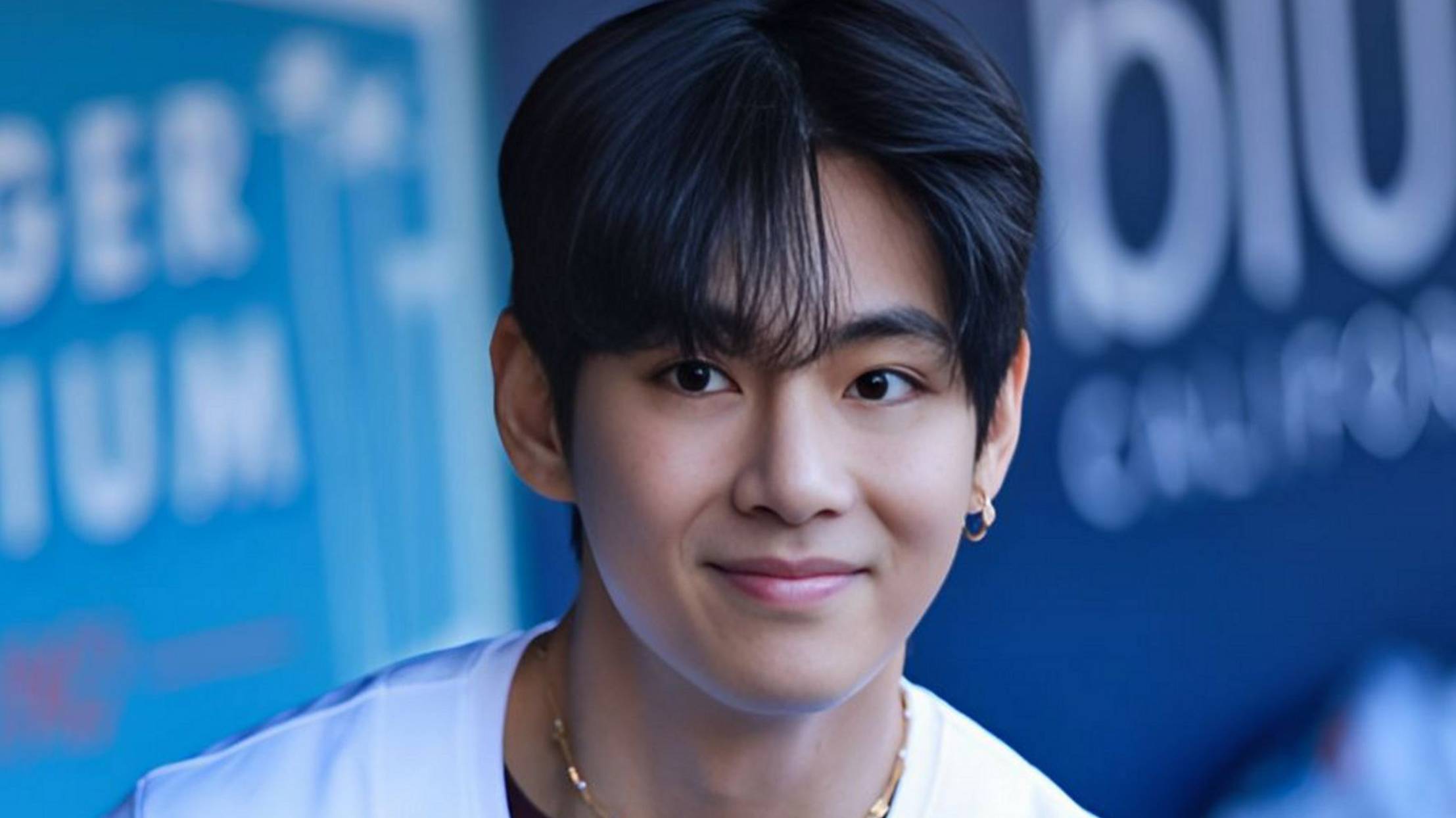 Ким Тэхён. Фоторепортаж 25 августа 2025 года смотреть онлайн