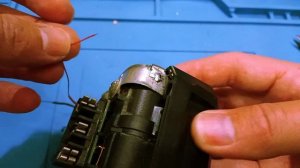 Восстановление индикатора заряда аккумуляторной батареи шуруповерта ERBAUER 18 V