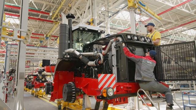 Процесс сборки Ростсельмаш 2400 за 1,5 минуты смотреть онлайн