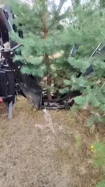 Пересадчик деревьев Exten WM82 на МТЗ 1221 смотреть онлайн