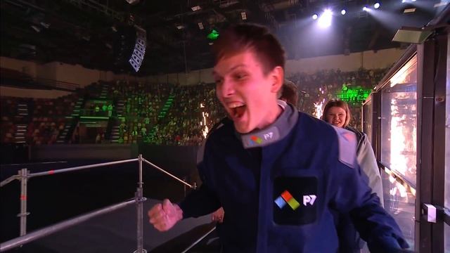 Destructor (Казань) против Наследников Земли (Москва) | Битва роботов 2025 смотреть онлайн