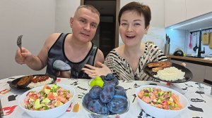 Мукбанг тренирую Вована ВЫЖИВАТЬ без меня! НАГОТОВИЛИ вкусный ДИЕТИЧЕСКИЙ ужин, уплетаем за обе щёки