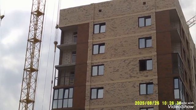 Мариуполь ⛵🇷🇺 новые дома растут, как грибы после дождя.🏙️🏗️🌆🏗️ смотреть онлайн