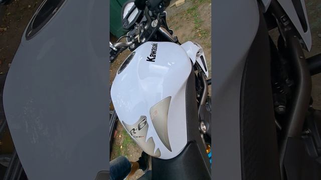 Kawasaki ER-6N Без пробега по РФ смотреть онлайн