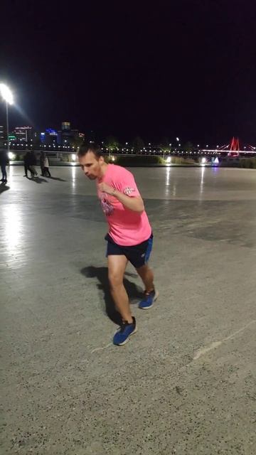 Шлифую паркет как бог 😎