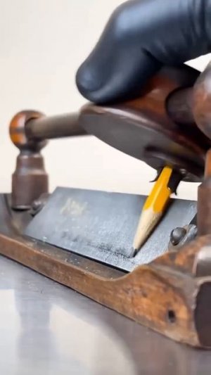 Точильный станок для карандашей 1890 года