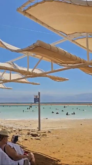 На мертвом море