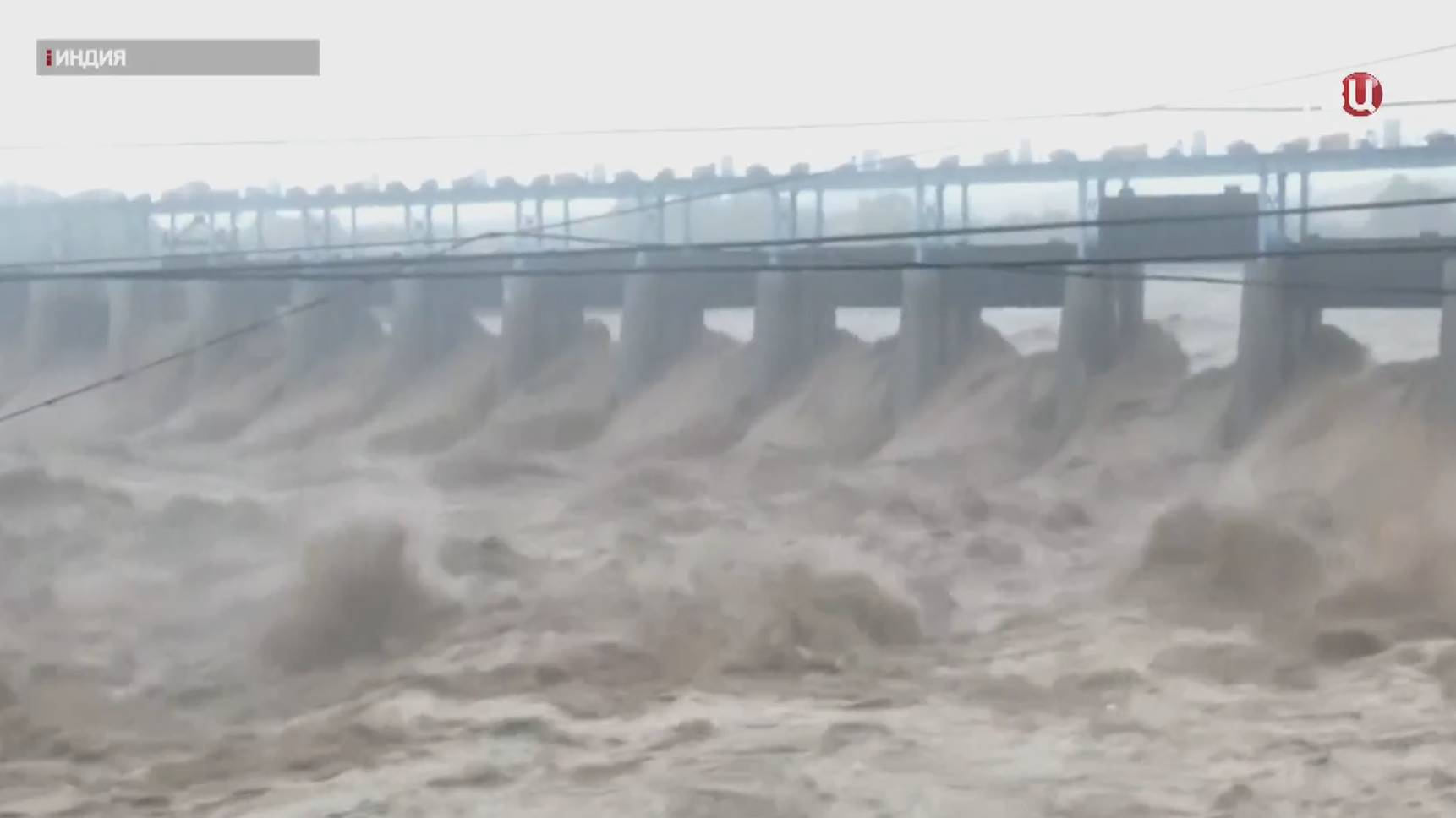 Растет число жертв масштабных наводнений в Индии / События на ТВЦ