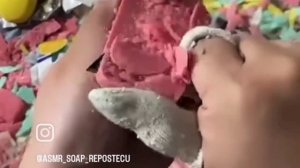 Видео от @ASMR_SOAP_PEPOSTECU. Фактический автор видео не известен.
