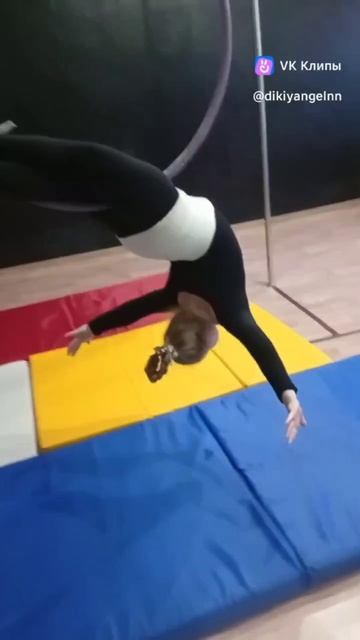 моё 1 видео с гимнастики