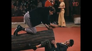 Юрий Никулин и Михаил Шуйдин   Реприза Бревно 1976