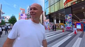 Уехали в Токио на самом быстром поезде в Японии