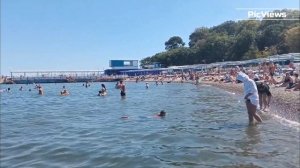 Анапа сегодня 28 августа 2025. Пляж Высокий Берег. Чёрное море. Отдых и погода в Анапе сейчас