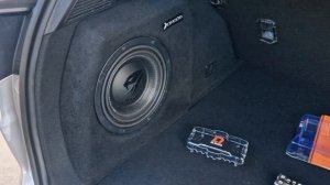 Установка DL Audio Phoenix Power Distributor 07 в Belgee X50