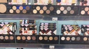 Много обуви 👞 много косметики 💄аутфит на работу😉