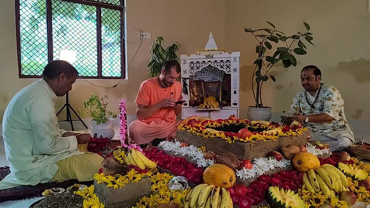 Шапа Мукти ягья. 28.08.25 смотреть онлайн