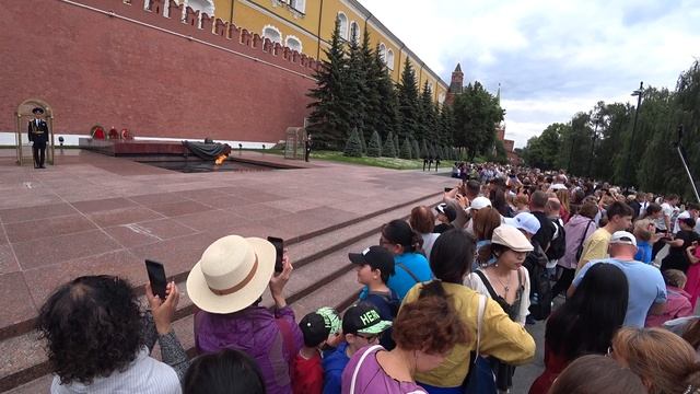 москва часть 2... Кремль зоопарк...