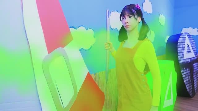 Экстремальные Прятки в Коробках в Игре в Кальмара! смотреть онлайн