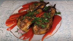 Делюсь новым рецептом. Баклажаны фаршированные грибами, помидорами и чесноком.