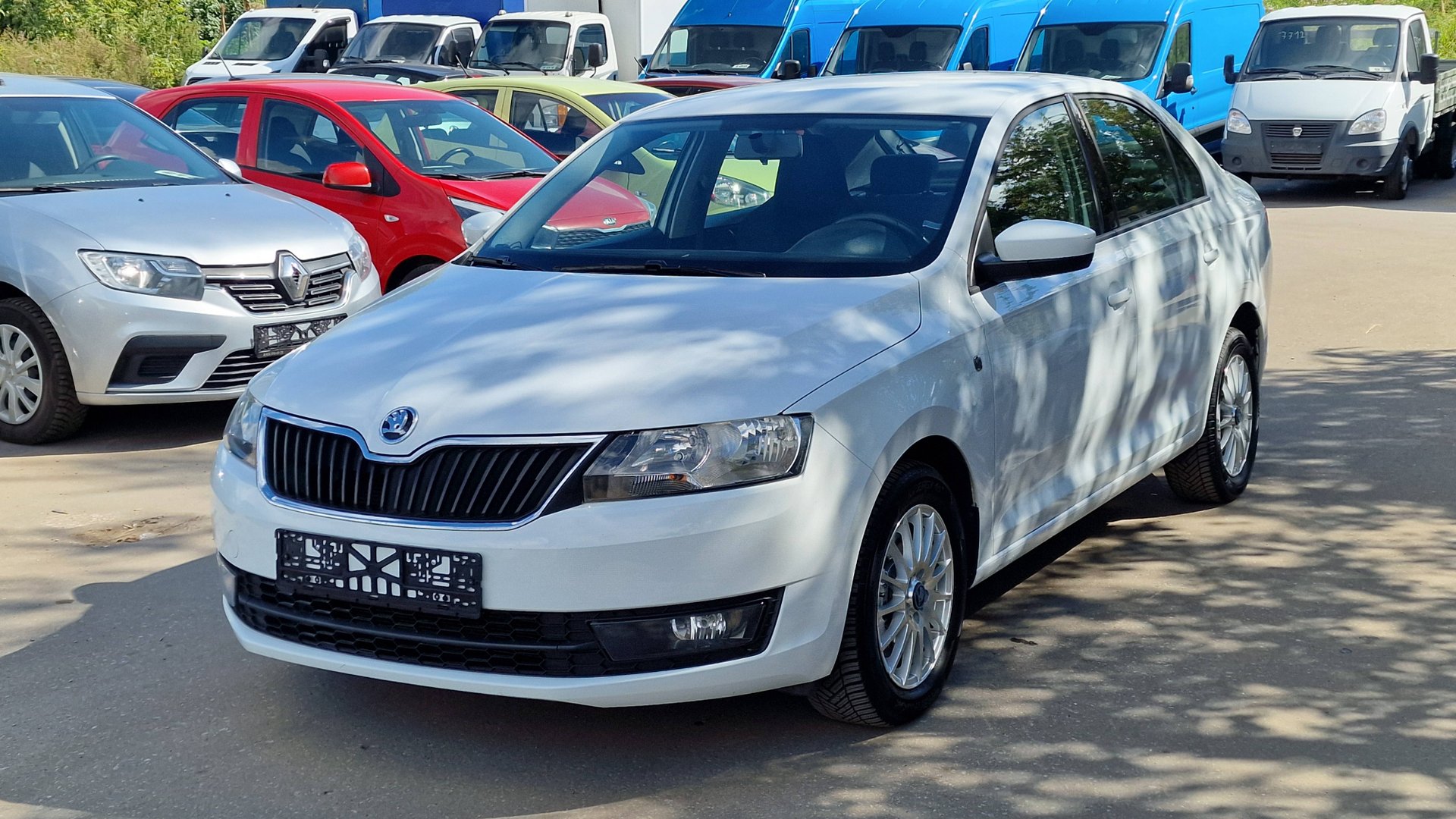 Skoda Rapid (2014) смотреть онлайн