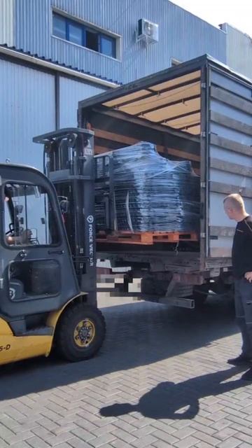 Гусеницы Composit готовятся к отгрузке