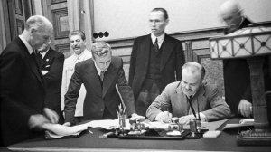 Пакт Молотова – Риббентропа или   Договор о ненападении между Германией и Советским Союзом